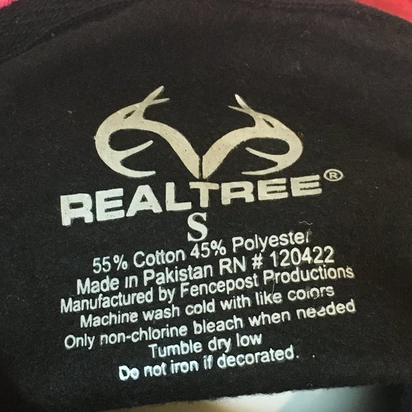 Realtree Xtra Black Pink Camo USA Pullover Hoodie - Picture 6 of 7